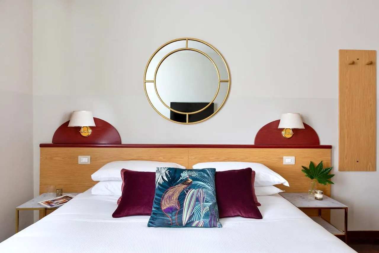Aramis Deluxe Rooms Florence