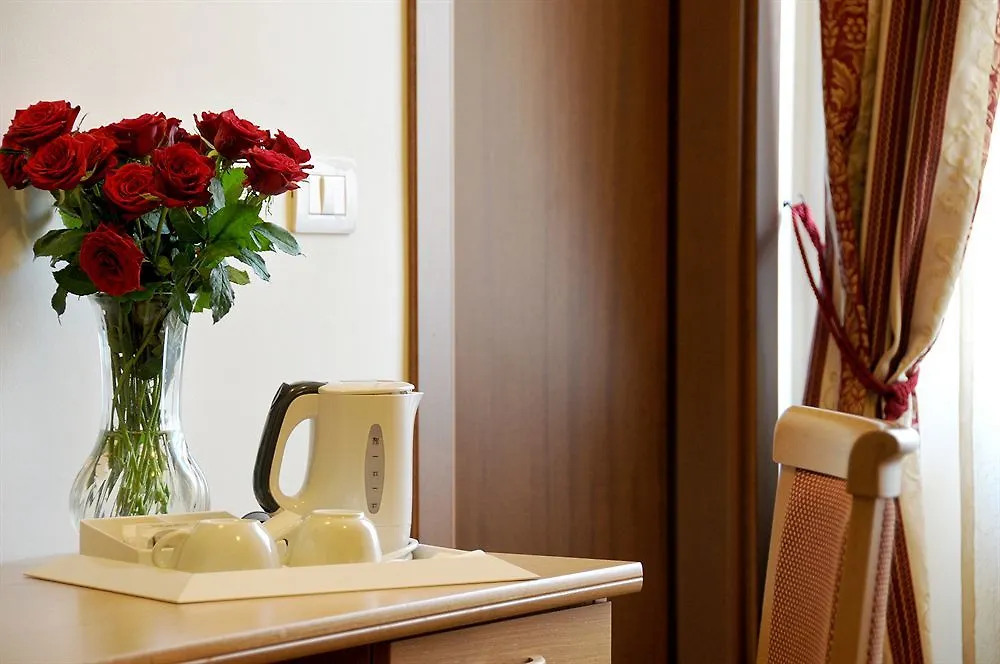 Pensionat Aramis Deluxe Rooms Florens