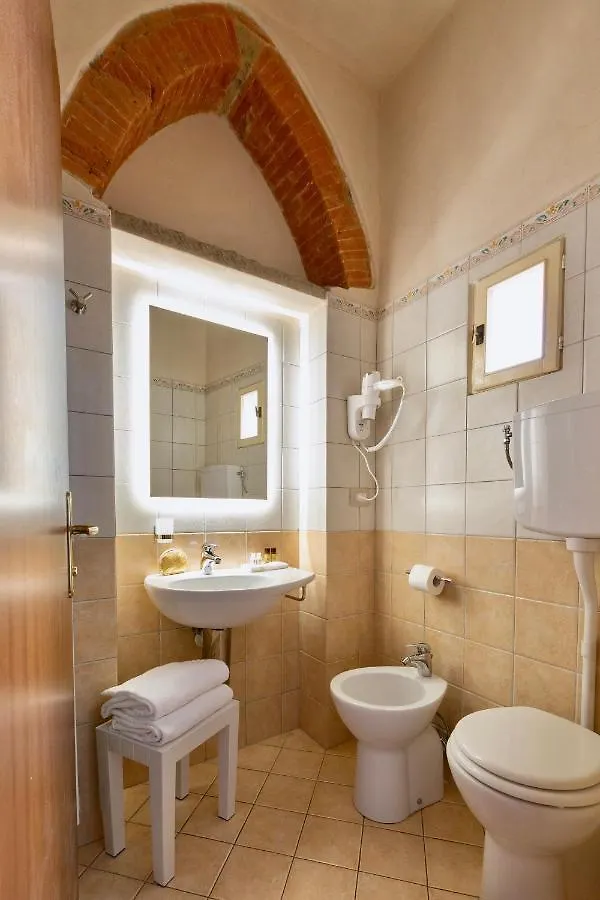 Aramis Deluxe Rooms Florenz 2*,