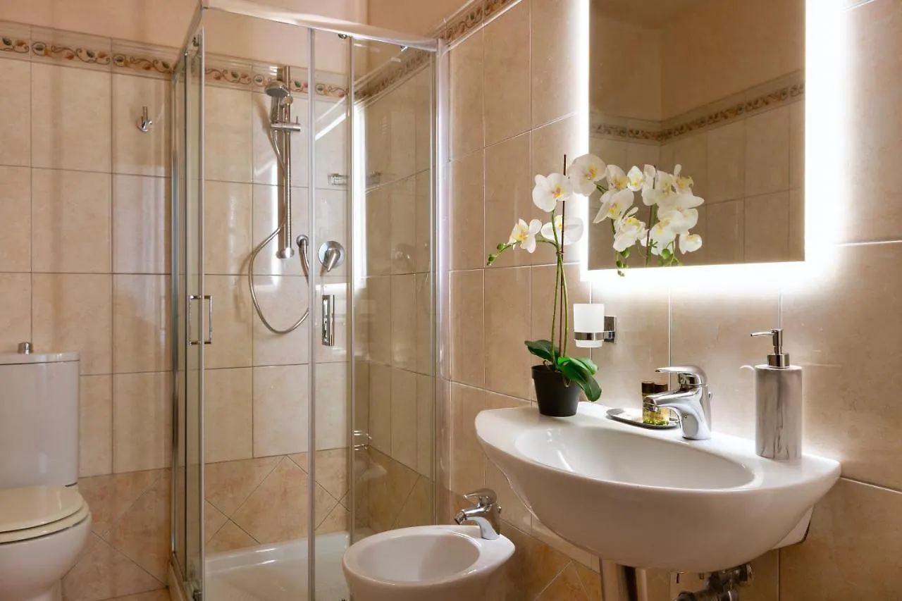 Gasthof Aramis Deluxe Rooms Florenz