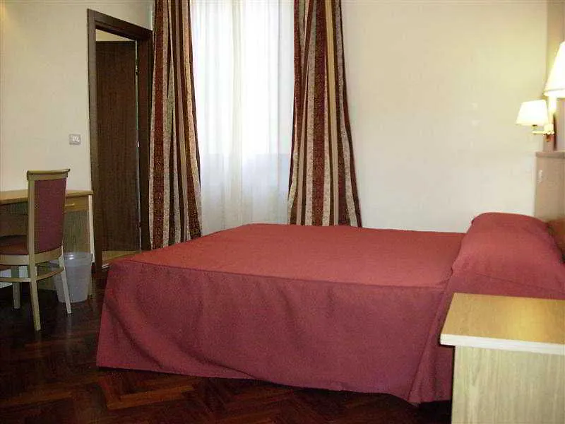 Aramis Deluxe Rooms Florenz Italien